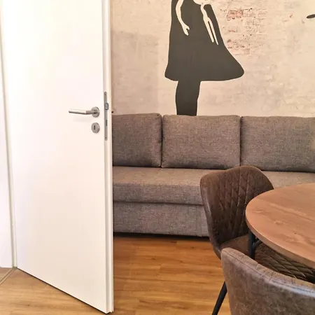 Citystay Karl-marx-str I Cozy With Terrace برلين