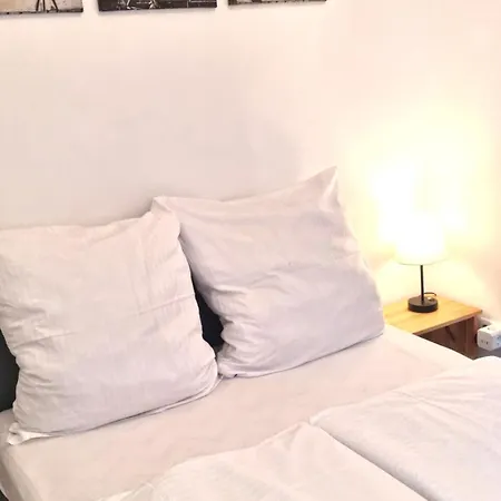 Citystay Karl-marx-str I Cozy With Terrace شقة *