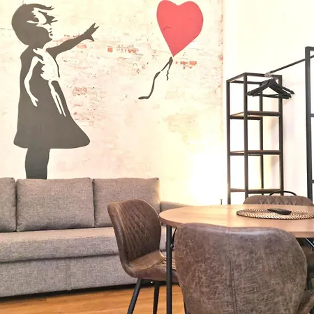 شقة Citystay Karl-marx-str I Cozy With Terrace